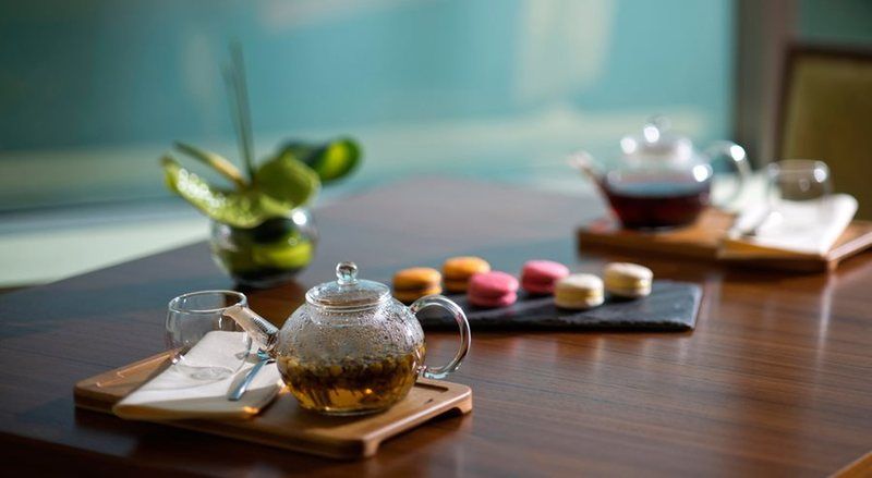 Damac Maison The Vogue Dubai Bagian luar foto Tea and sweets