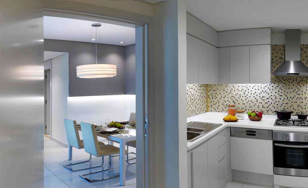 Damac Maison The Vogue Dubai Bagian luar foto A kitchen in a private home