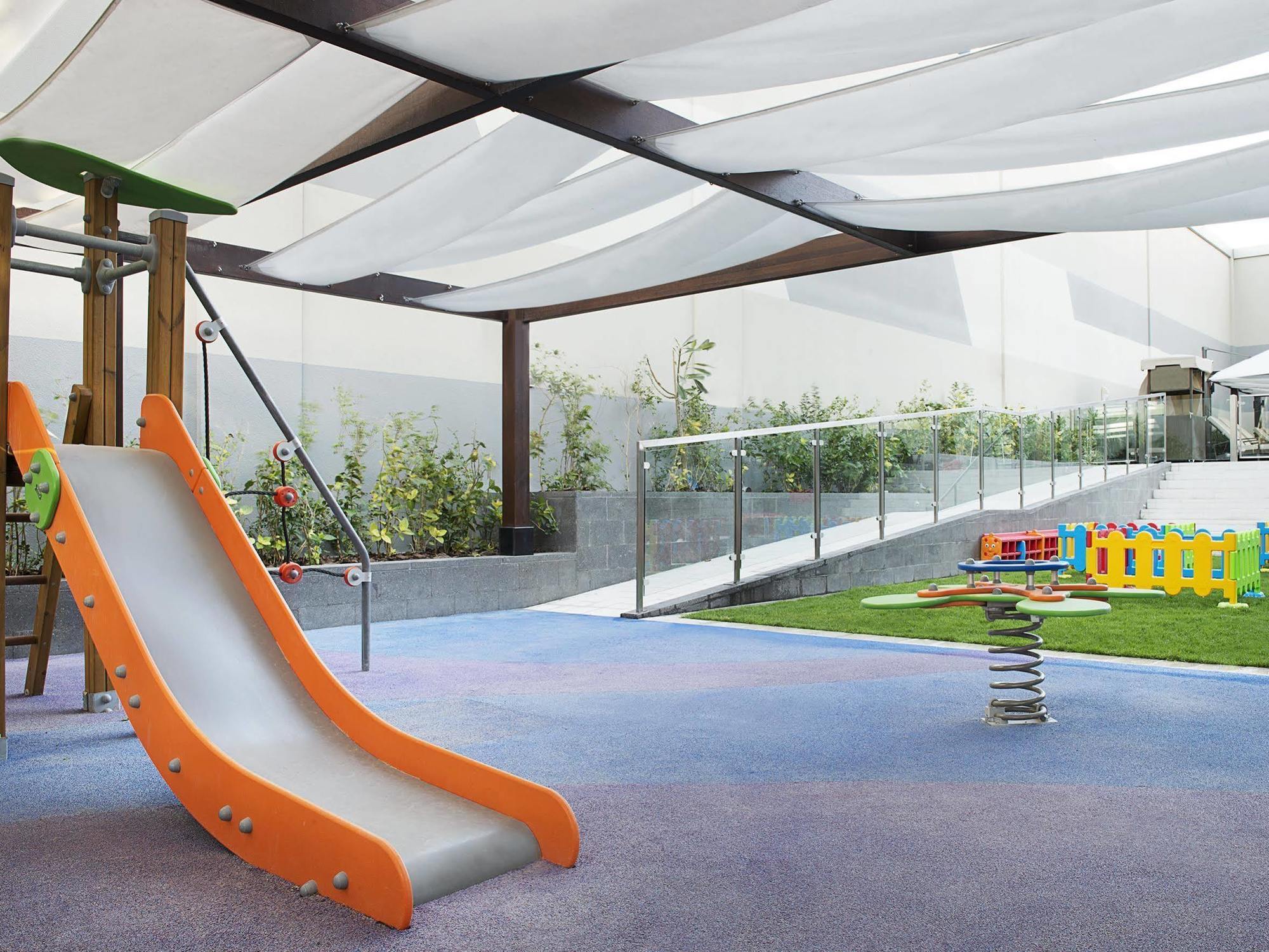 Damac Maison The Vogue Dubai Bagian luar foto Playground