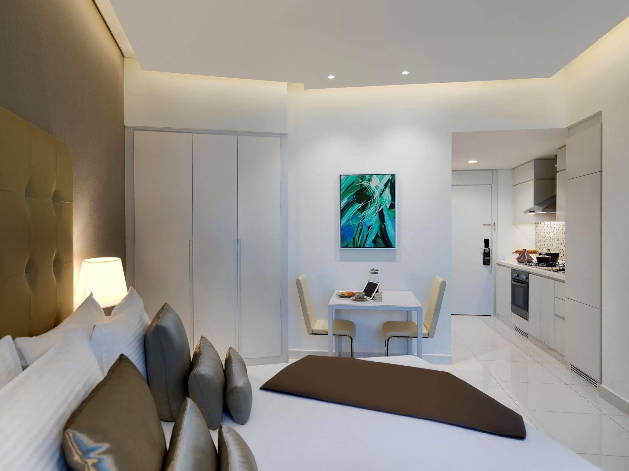 Damac Maison The Vogue Dubai Bagian luar foto A typical studio apartment
